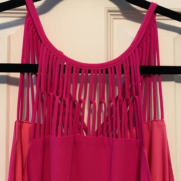 Fuchsia dress, great for an evening cocktail - Picture 2 of 6